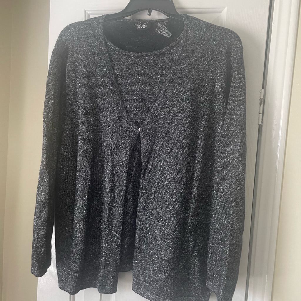 Black/Silver Top